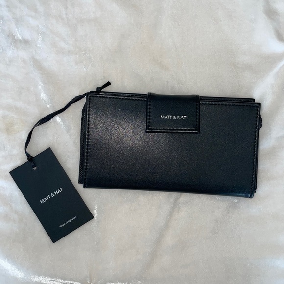 Matt and Nat Handbags - NWT Matt & Nat- BRAND NEW vegan wallet